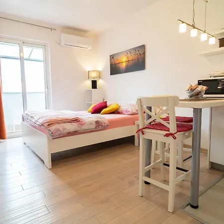 Studio Apartment Goga Zadar Buitenkant foto